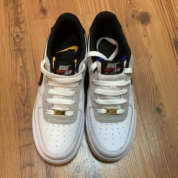 Ken Griffey Air Force 1s - Picture 5 of 5